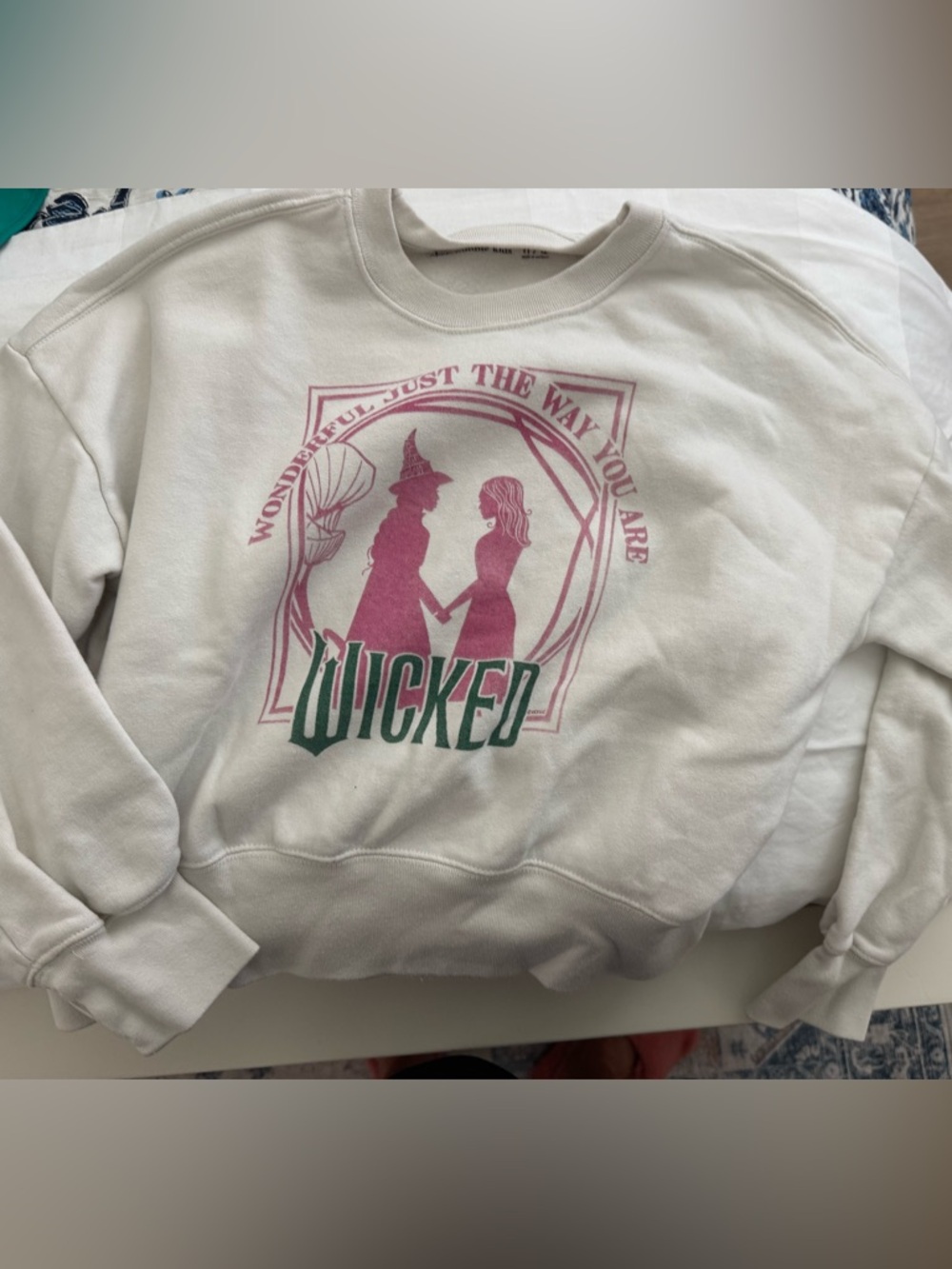 Longsleeve Kids size L 
Abercrombie kids 9/10 wicked